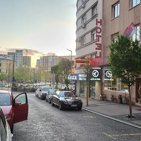 Hotell Queen's Astoria Design Belgrad