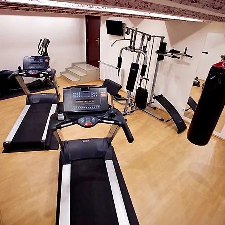 皇后阿斯托利亚设计酒店 酒店