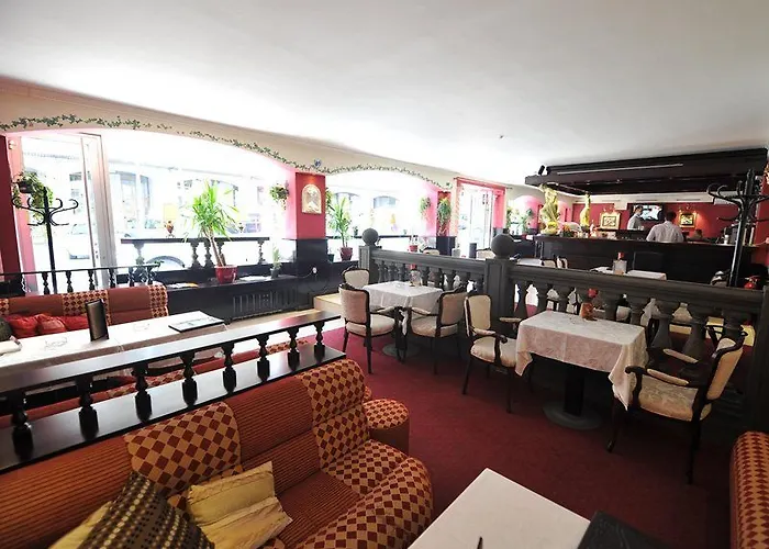 Hotel Queen's Astoria Design Belgrade